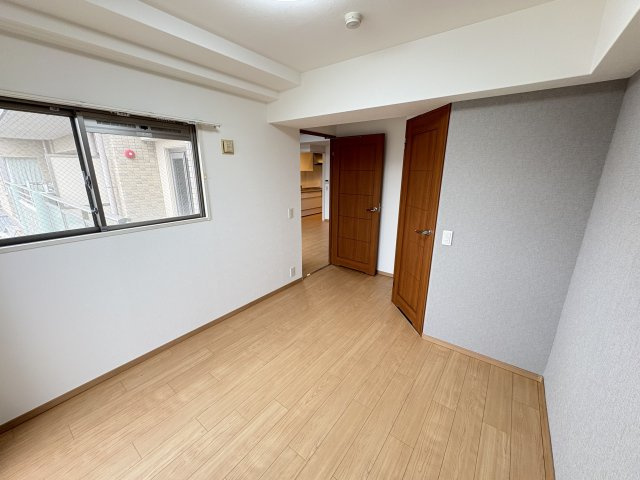 ワコーレ霞ヶ丘景彩館の洋室