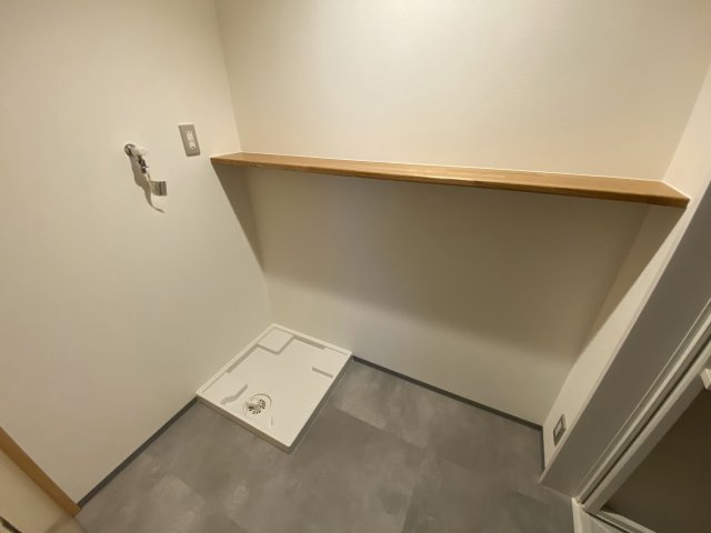 ラ・メール狩口Ⅱ 参番館のランドリースペース