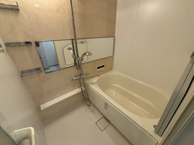 第一シーサイドパレス塩屋の浴室