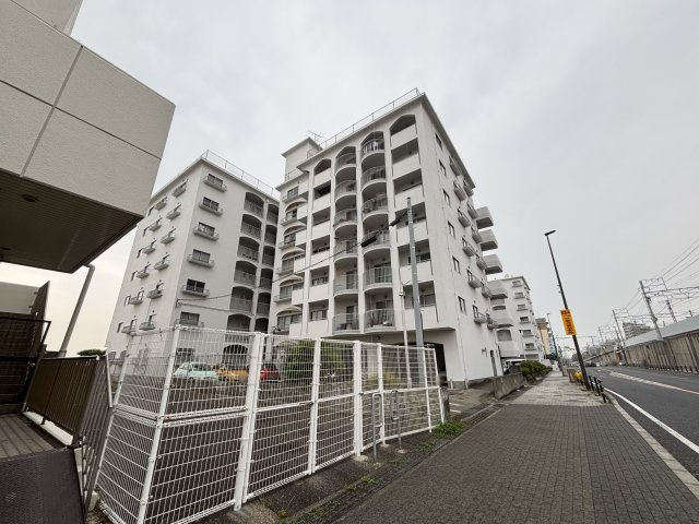 第一シーサイドパレス塩屋の外観