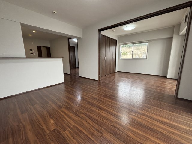 第一シーサイドパレス塩屋の居間・リビング