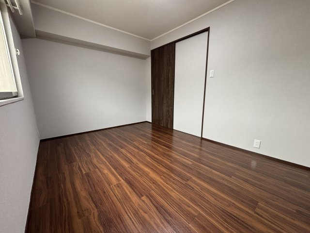 第一シーサイドパレス塩屋の洋室