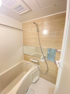 【浴室】 | AZEST R SHIMOITABASHI | コンパクトで使いやすいお風呂です