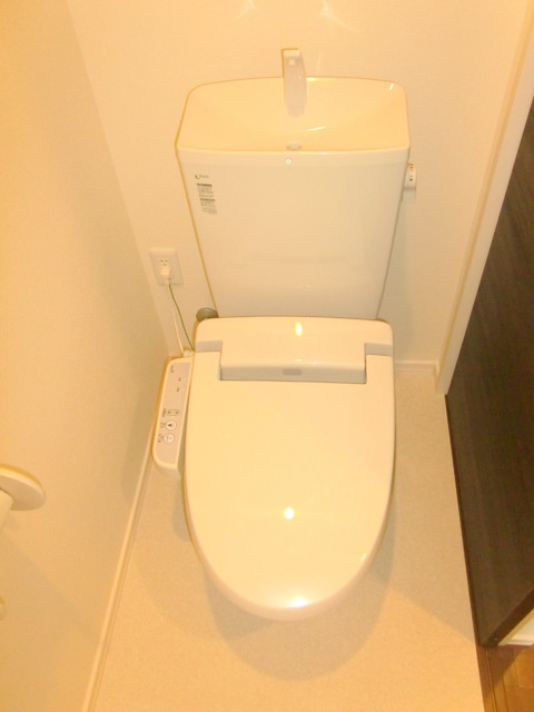 メゾンプルミエールのトイレ|★ウォシュレット完備★