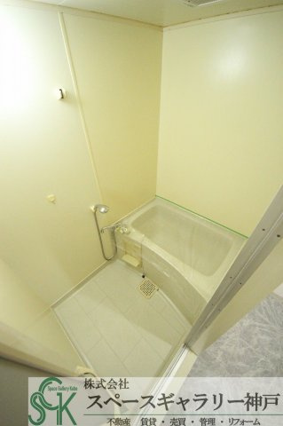 グランドメゾン南別府の浴室|※お部屋により仕様が異なる場合があります。