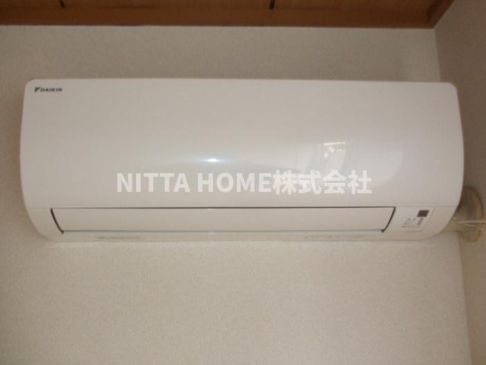 コーポニューデルフィーの設備|エアコン完備はうれしいですねー◇