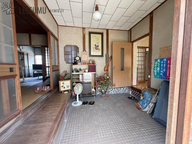 姫路市安富町瀬川/中古戸建の玄関