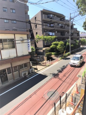 Ｒｅｓｏｕｎｄの展望|前面道路で明るいお部屋です。