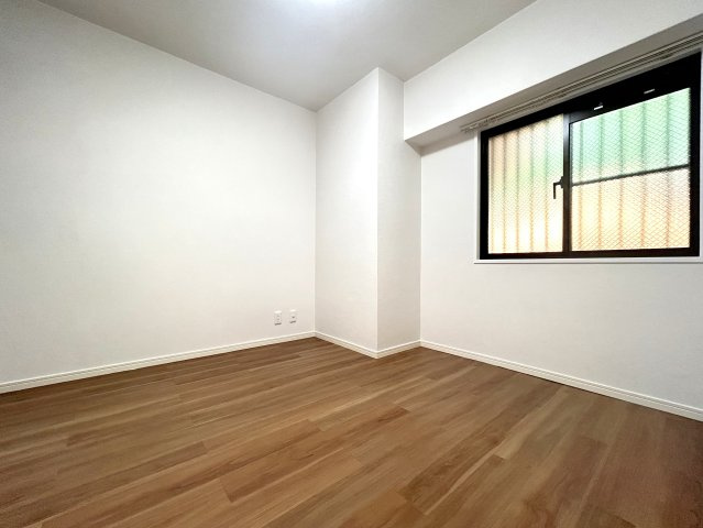 ◆リノベーション済み◆南西向きで陽当たり良好◆収納充実３LDK◆ライオンズマンション山科御陵の洋室|洋室