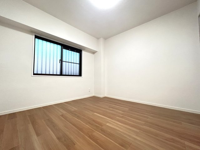 ◆リノベーション済み◆南西向きで陽当たり良好◆収納充実３LDK◆ライオンズマンション山科御陵の洋室|洋室