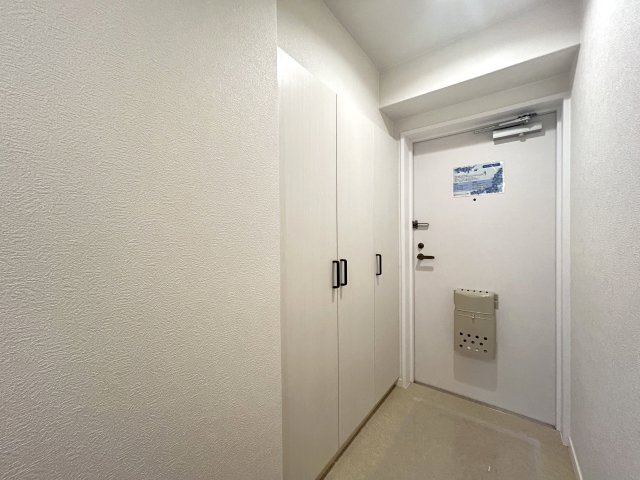 ◆リノベーション済み◆南西向きで陽当たり良好◆収納充実３LDK◆ライオンズマンション山科御陵の玄関|玄関