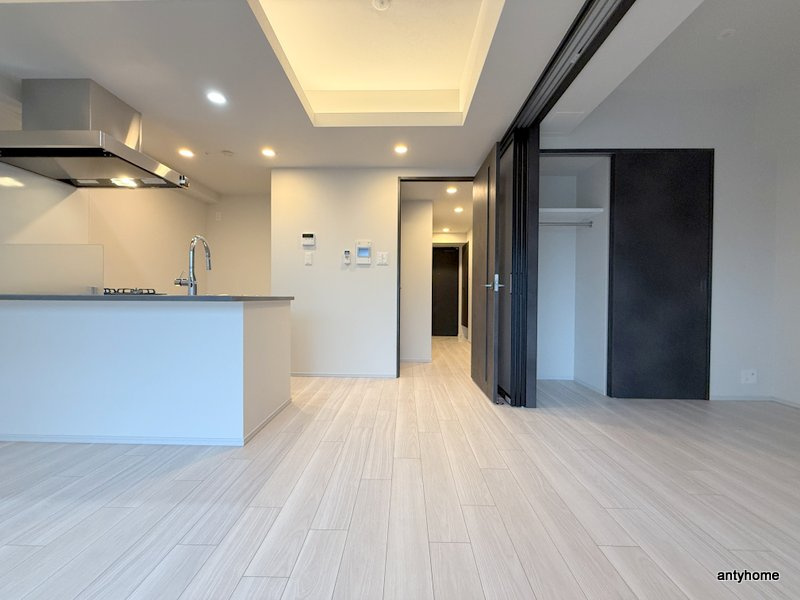 S-RESIDENCE福島diverse　仲介手数料無料の居間・リビング
