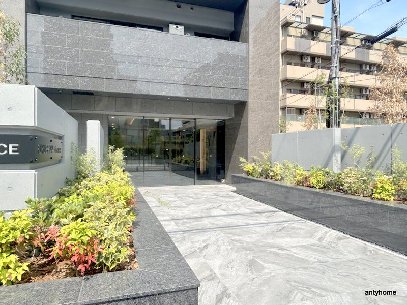 S-RESIDENCE福島diverse　仲介手数料無料のエントランス