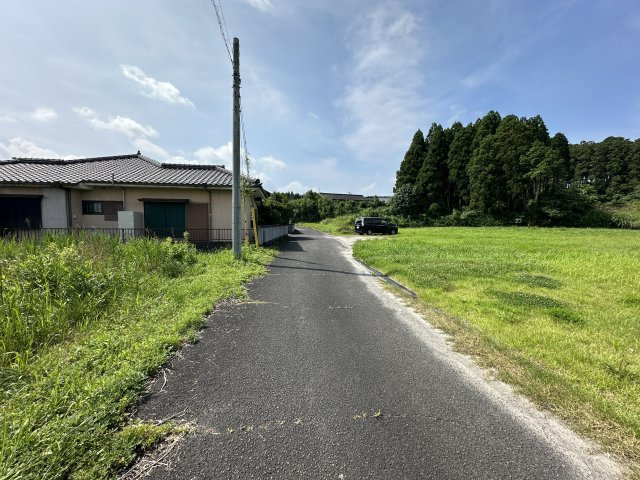 【前面道路含む現地写真】 | 都城市下長飯町 500万円