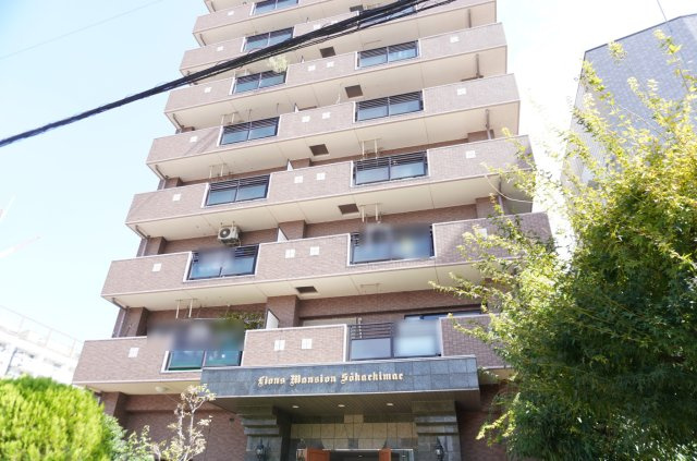 ライオンズマンション草加駅前の外観