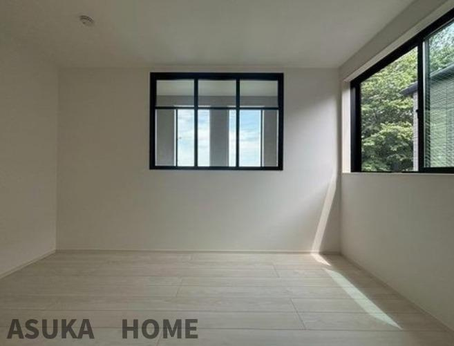 本郷町新築戸建の洋室