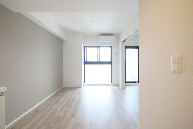 コンフォリア・リヴ南森町Ⅱの居間・リビング