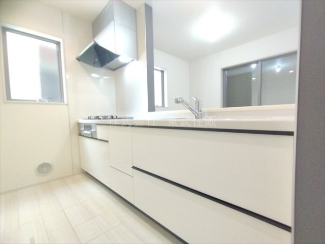 【キッチン】 | 川越市仙波町第３　全２棟　1号棟 | キッチンでお料理をお楽しみください