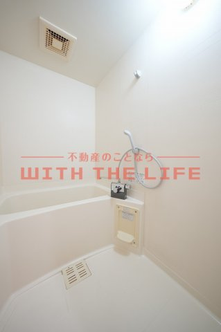 ベルセゾンⅡ【キャッシュバック対象物件】の浴室|ゆったり過ごせるお風呂です