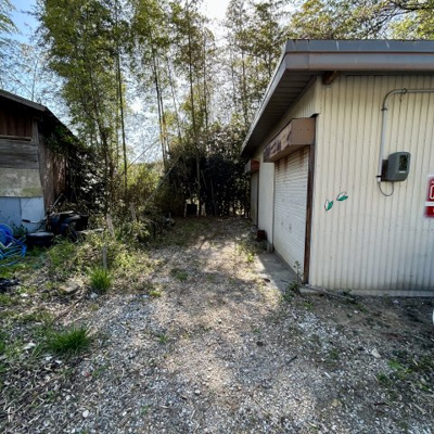 【駐車場】 | 米原市西坂倉庫