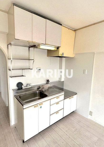 センチュリー鶴見のキッチン