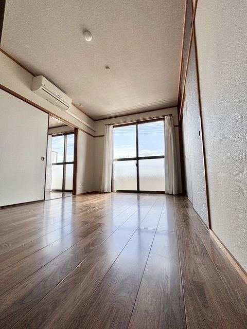 ライブコーポブンカの居間・リビング