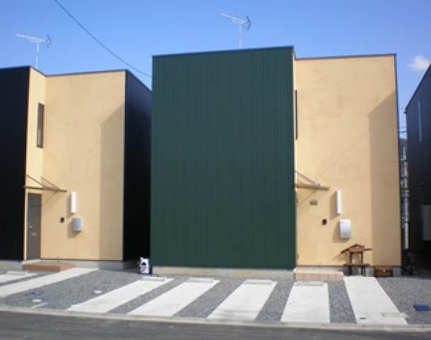 ユニキューブ焼山の外観