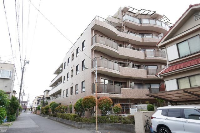 コンフォート南越谷の外観