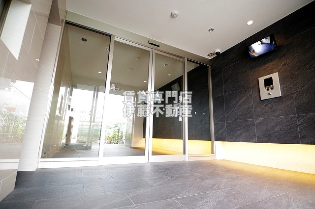 エスリード名城公園のエントランス