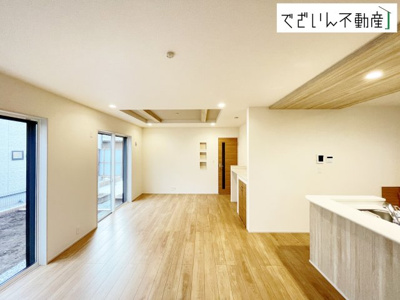 【居間・リビング】 | blooming garden本庄市下野堂　新築住宅 | ≪1号棟≫
現地(2025年10月撮影)