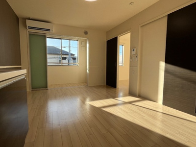 【内装】 | レポネリオ