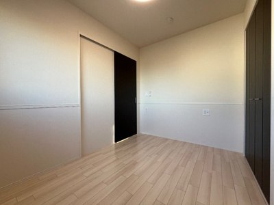 【内装】 | レポネリオ