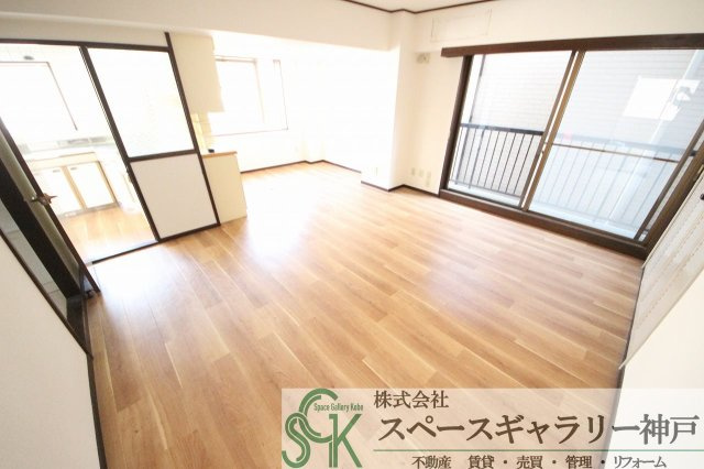 グランデ石屋川Ⅱの居間・リビング|※お部屋により仕様が異なる場合があります※