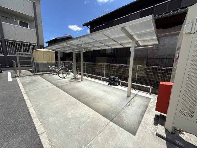 ブライトステージの駐車場