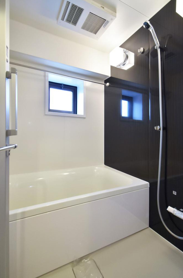 ライオンズマンション伊勢佐木町西第2【仲介手数料無料】の浴室