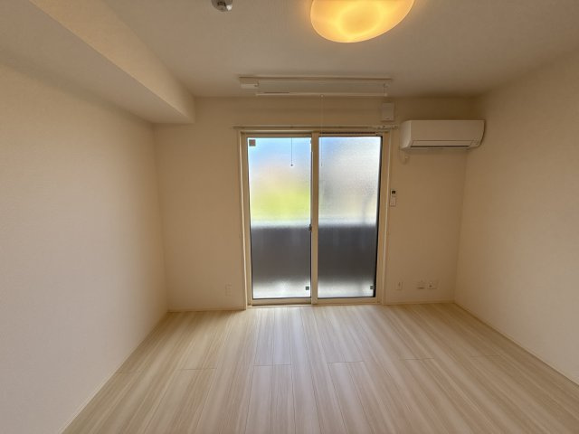 ブライトステージの居間・リビング