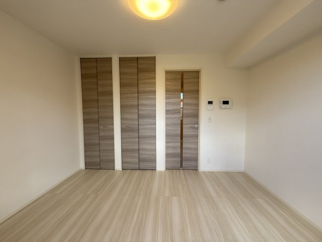 ブライトステージの居間・リビング