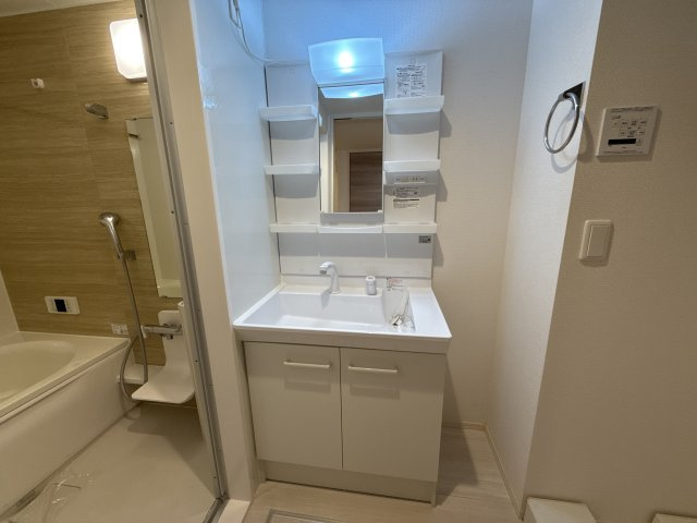 ブライトステージの洗面所