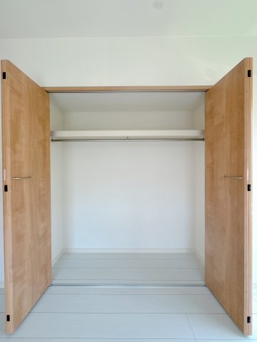 【収納】 | 小笹ハイツ28号棟 | たくさんあっても困らないのが収納スペース。ひとつでこれだけ大きいとずいぶん助かります。