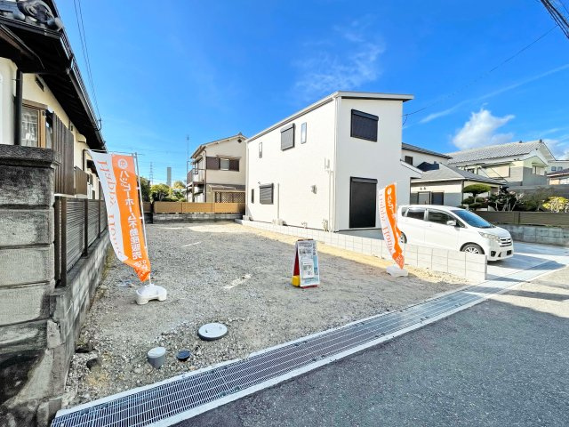 シェーネルヴォーネン・ジョン山田5丁目