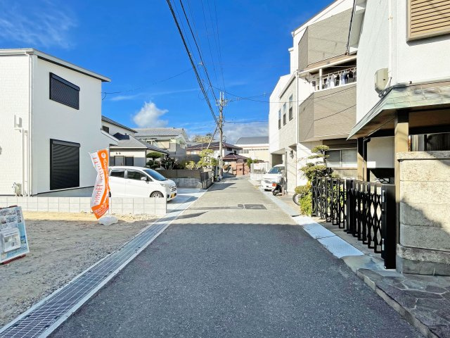 シェーネルヴォーネン・ジョン山田5丁目の前面道路含む現地写真