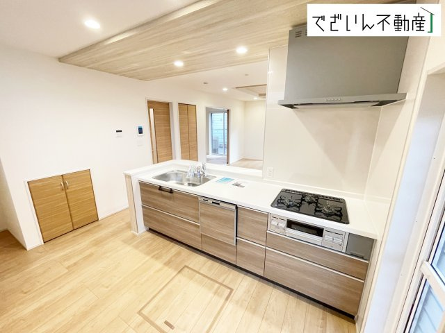 【キッチン】 | blooming garden本庄市下野堂　新築住宅 | ≪2号棟≫
現地(2025年10月撮影)