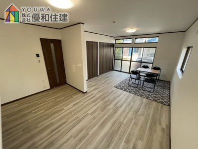【居間・リビング】 | 中古戸建　神戸市西区伊川谷町潤和