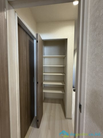 秦野市東田原　新築戸建　全10区画1号棟の収納