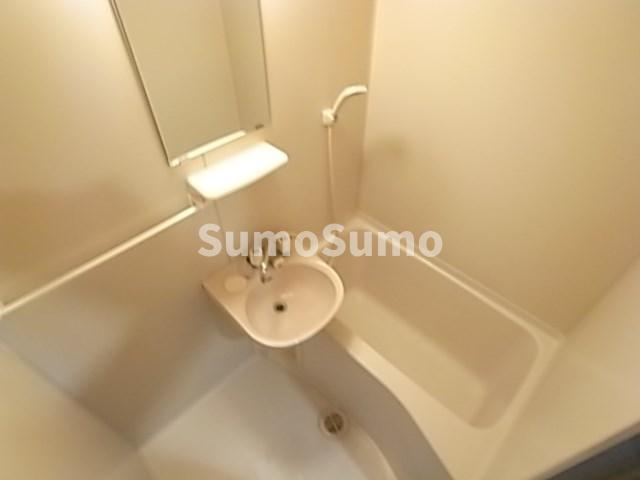 荒田マンションの浴室