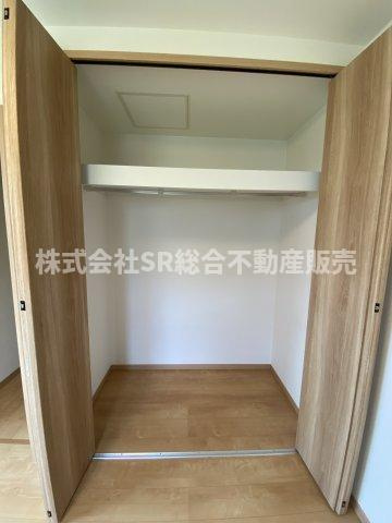 東石切町1丁目中古戸建の収納|全居室にクローゼットあります！