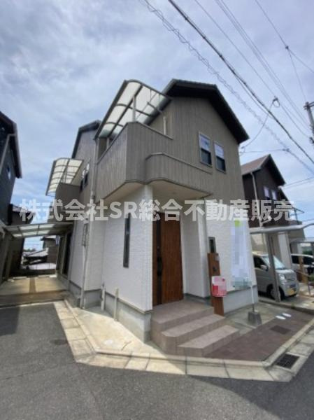 東石切町1丁目中古戸建の外観|分譲地内の閑静な住宅街です！生駒山も見え、緑を感じられます♪
