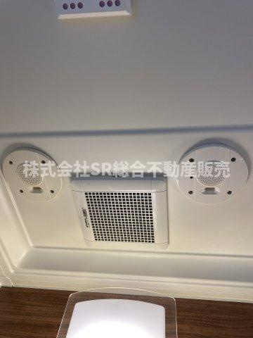 東石切町1丁目中古戸建の設備|浴室にはスピーカーがあります！好きな音楽を聴きながらミストサウナが楽しめます♪