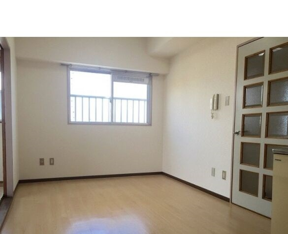 サンライズ荒木駅前の内装|内装は落ち着いています