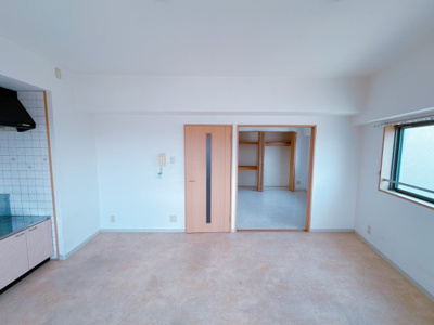 【居間・リビング】 | メゾンコトブキ清水